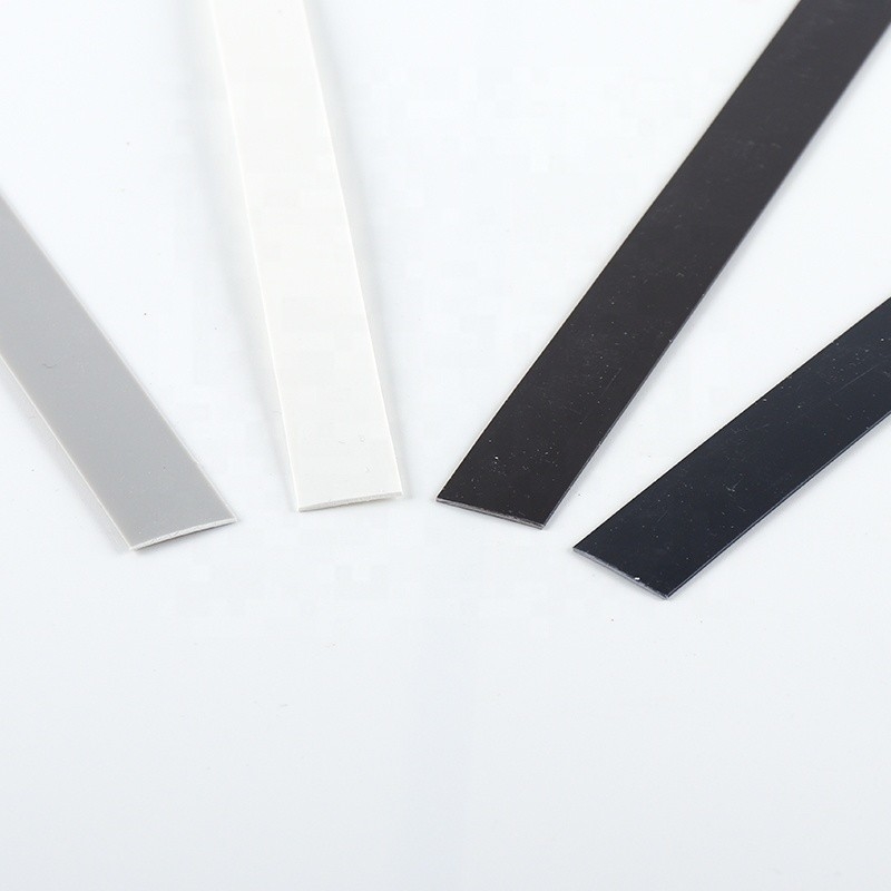 Durable Shangri-La Blinds Roller and Pleated Design with 0.9mm Thickness Plastic Slat